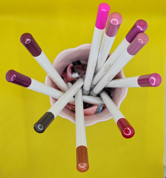 Crayon à lèvres 2 en 1 - Contour et Lèvres